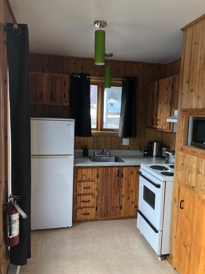 Chalets Les Chanterelles De Forillon L'Anse-au-Griffon Exteriér fotografie